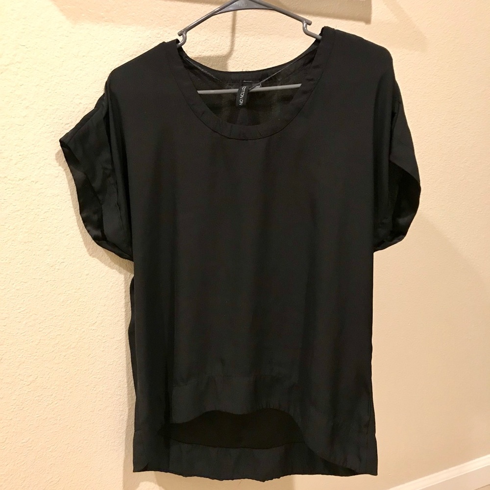 ✨ Cotton On - Black Top ✨
